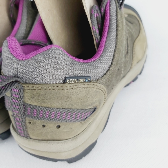 KEEN hiking walking shoes size 7.5" - Picture 11 of 14